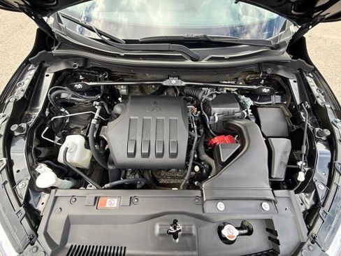 Used 2024 Mitsubishi Eclipse Cross SE AWD/4WD image 2