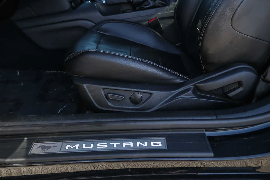 Certified 2022 Ford Mustang Premium RWD image 26