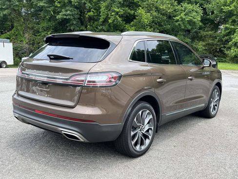 Used 2022 Lincoln Nautilus Reserve FWD image 3