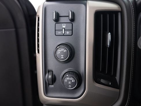 Used 2017 GMC Sierra 1500 Denali w/ Denali Ultimate Package image 40