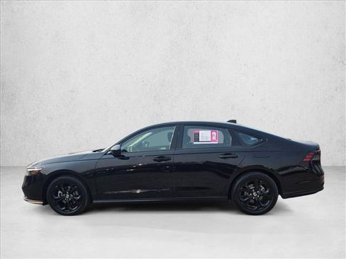 Used 2025 Honda Accord SE image 2
