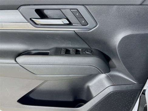 New 2026 GMC Terrain Elevation image 16