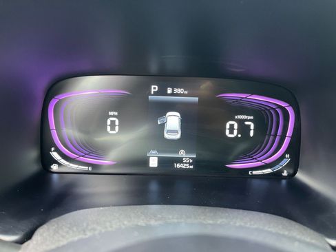 Used 2025 Kia Soul LX w/ LX Technology Package image 38