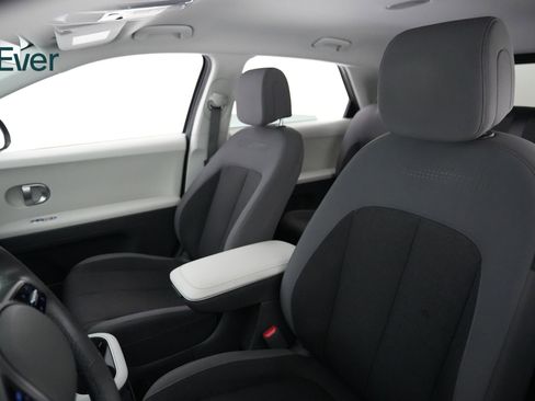 Used 2024 Hyundai Ioniq 5 SEL image 4