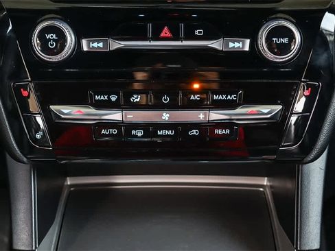 Used 2022 Ford Explorer ST-Line image 14