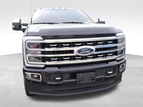 Used 2024 Ford F350 Platinum AWD/4WD image 7