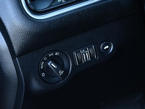 Used 2019 Dodge Challenger R/T w/ Driver Convenience Group image 24