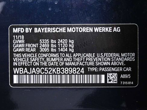 Used 2019 BMW 530e w/ Luxury Package RWD image 11