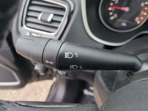 Certified 2019 Jeep Compass Altitude image 26