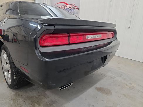 Used 2014 Dodge Challenger SXT Plus image 13
