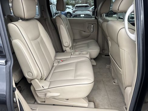 Used 2015 Nissan Quest SL image 15