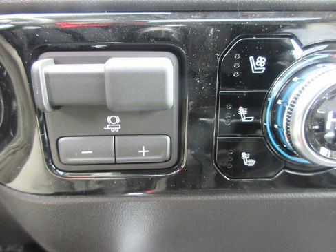 New 2026 GMC Sierra 1500 SLT w/ SLT Premium Plus Package image 21