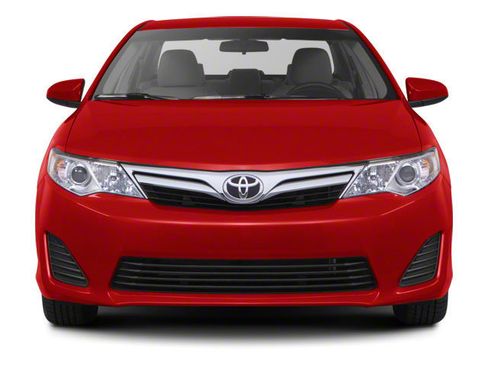 Used 2012 Toyota Camry SE FWD image 4