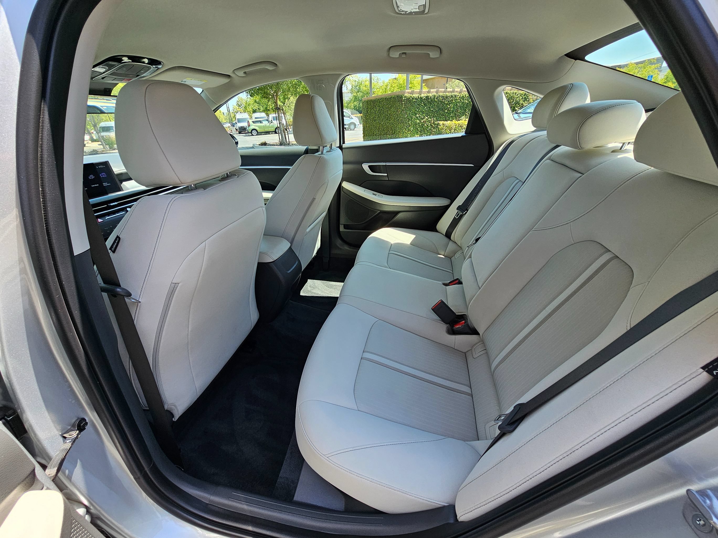 Used 2025 Hyundai Sonata SEL FWD image 17