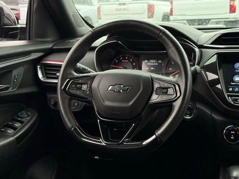 Used 2023 Chevrolet TrailBlazer RS w/ Convenience Package image 6