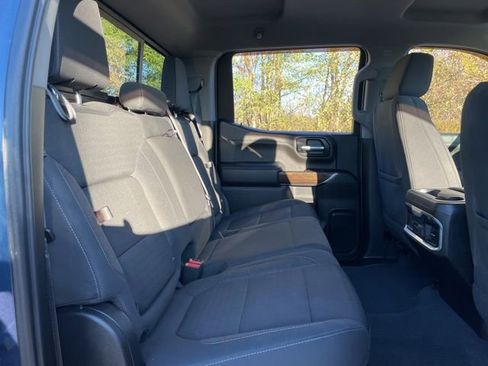 Used 2021 GMC Sierra 1500 Elevation w/ Preferred Package image 13