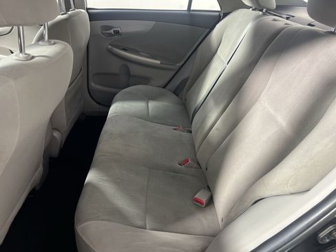 Used 2011 Toyota Corolla LE w/ Preferred Accessory Pkg FWD image 23
