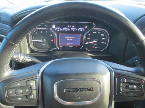 Certified 2022 GMC Sierra 1500 Denali w/ Denali Premium Package image 29