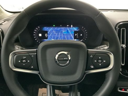 Used 2024 Volvo XC40 B5 Plus AWD/4WD image 24