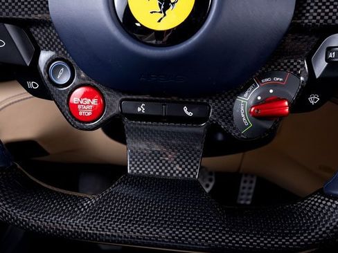 Certified 2019 Ferrari Portofino image 42