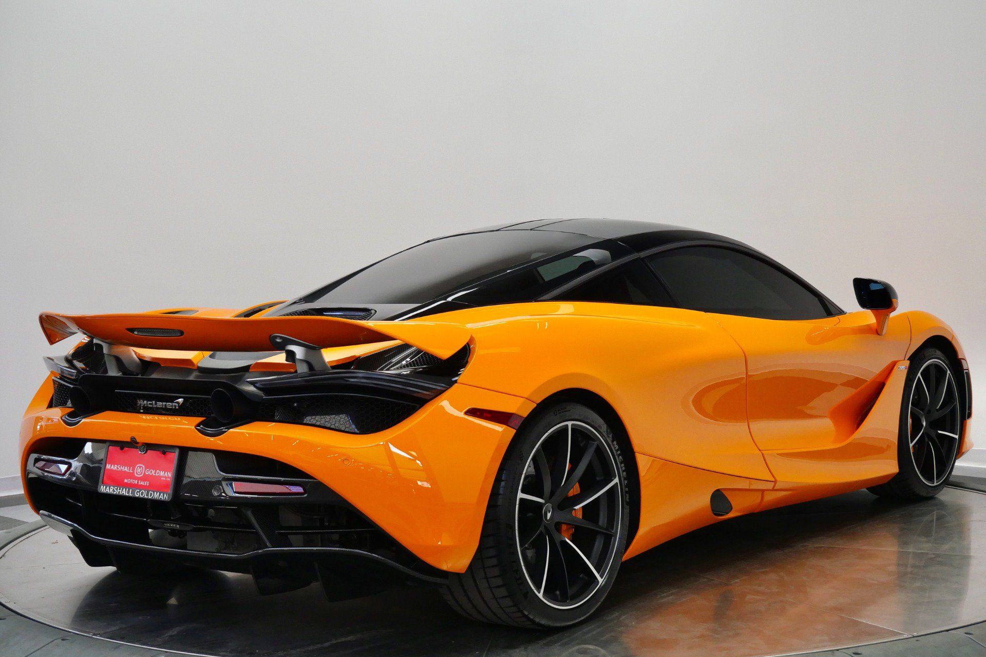 Used 2022 McLaren 720S Performance RWD image 9