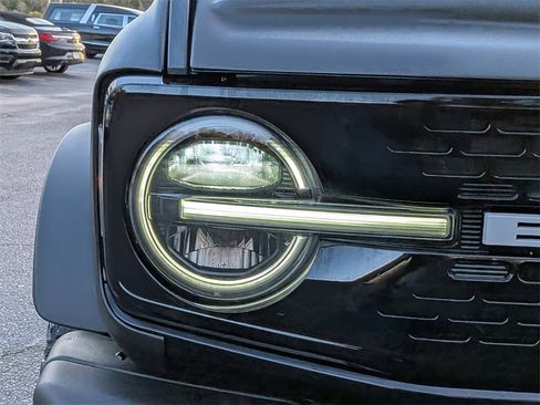 Used 2023 Ford Bronco Wildtrak image 10