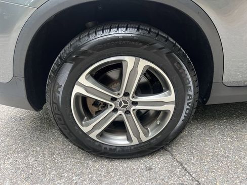 Used 2019 Mercedes-Benz GLC 300 4MATIC image 12