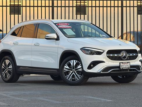 Certified 2025 Mercedes-Benz GLA 250 image 2