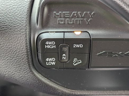 Used 2024 RAM 2500 Big Horn w/ Off Road Package AWD/4WD image 18