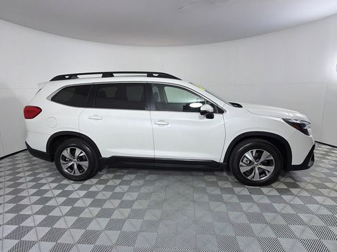 Used 2023 Subaru Ascent Premium AWD/4WD image 4