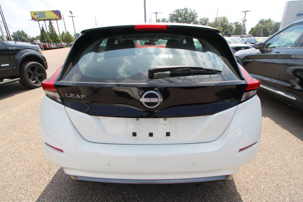 Used 2025 Nissan Leaf S FWD image 7