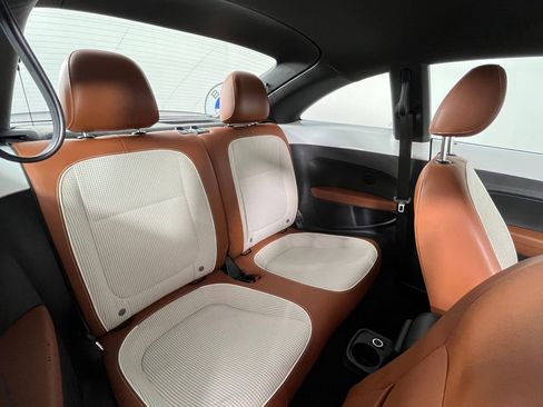 Used 2015 Volkswagen Beetle 1.8T image 16