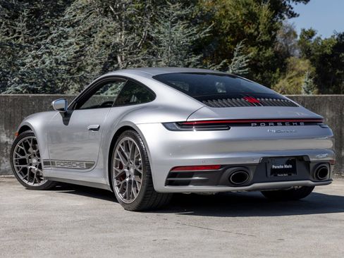 Certified 2022 Porsche 911 Carrera S RWD image 3