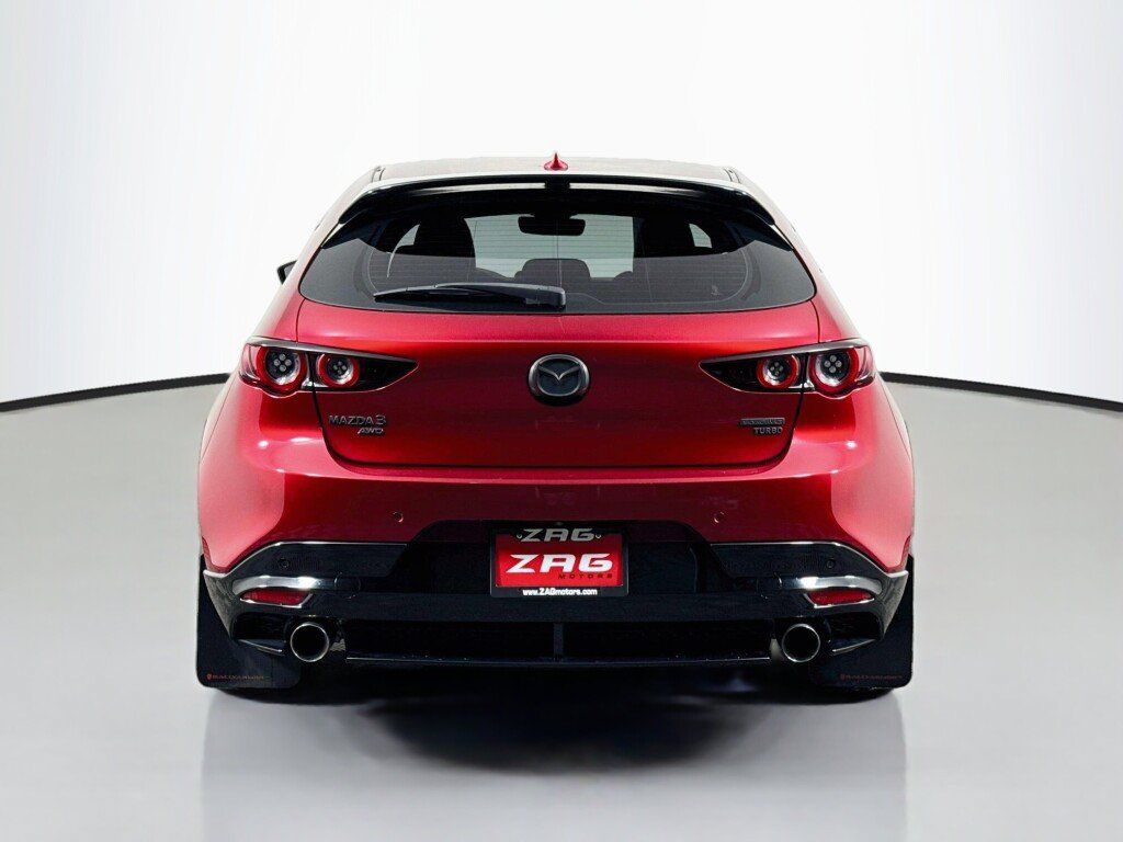 Used 2021 MAZDA MAZDA3 Hatchback w/Premium Plus Pkg AWD/4WD image 4