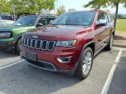 Used 2017 Jeep Grand Cherokee Limited AWD/4WD image 8