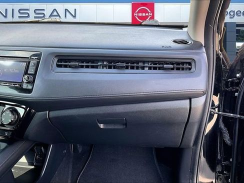 Used 2019 Honda HR-V LX image 23