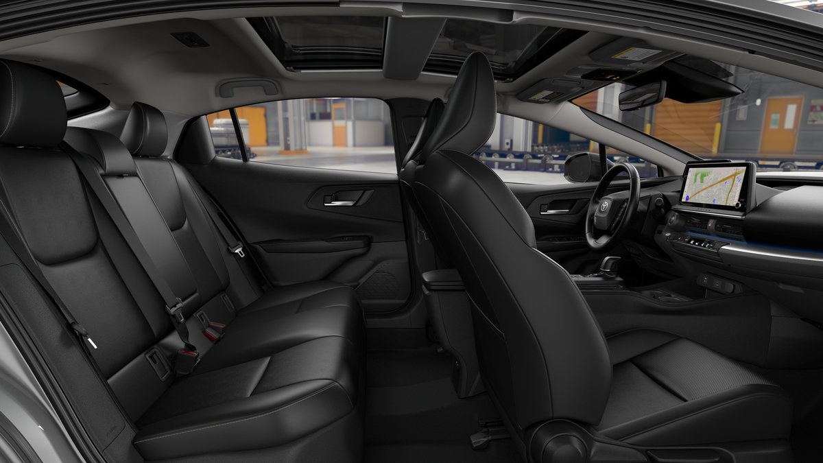 New 2027 Toyota Prius XLE FWD image 2