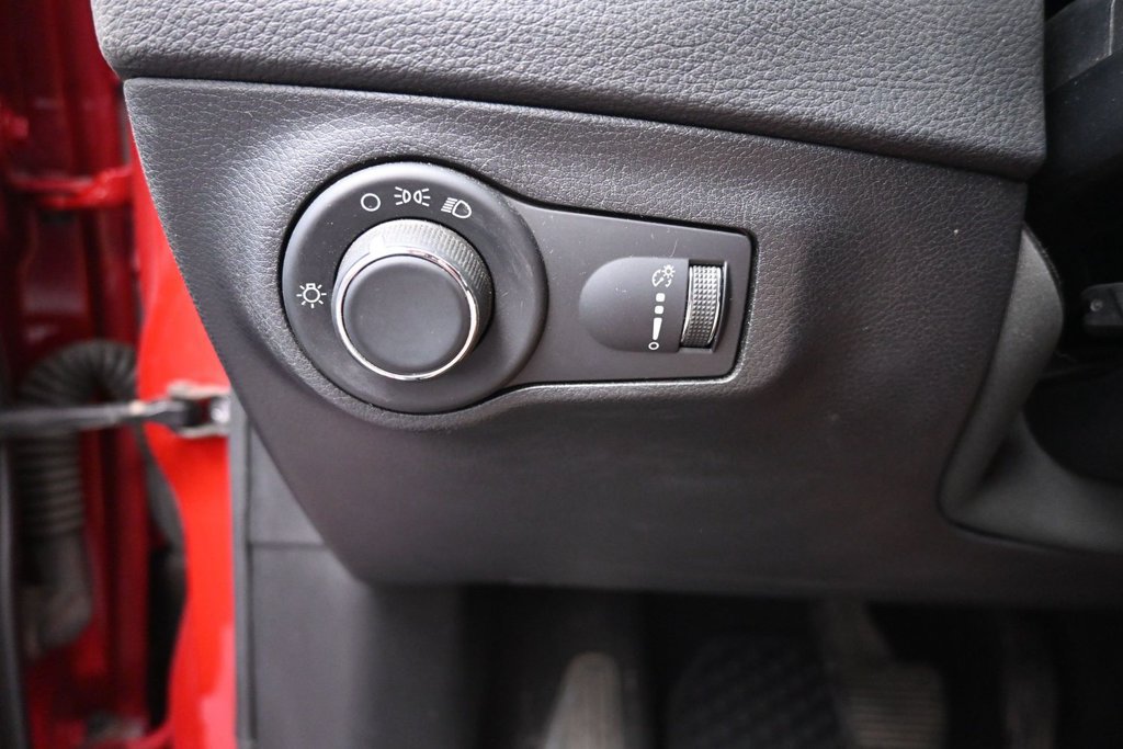 Used 2021 Jeep Compass Sport w/ Cold Weather Group FWD image 19