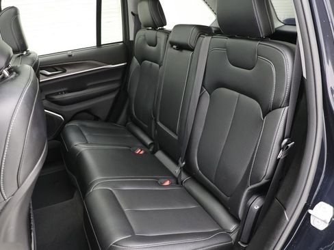 Used 2023 Jeep Grand Cherokee 4WD 4xe w/ Luxury Tech Group II image 11