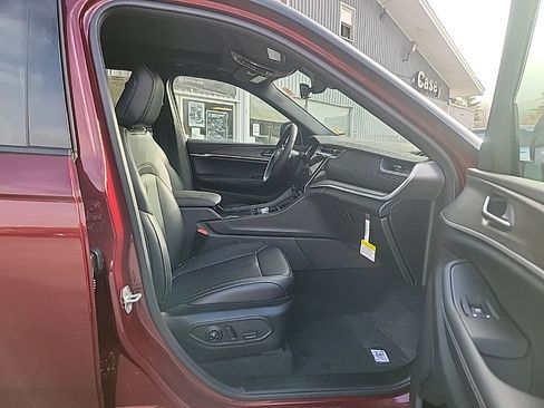 New 2025 Jeep Grand Cherokee Limited image 10