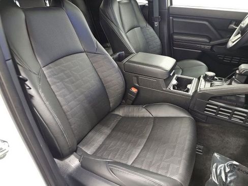 Used 2024 Toyota Tacoma TRD Sport image 38