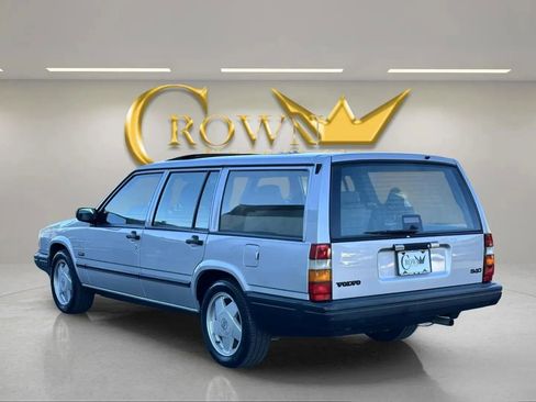 Used 1993 Volvo 940 Wagon image 9