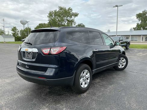 Used 2017 Chevrolet Traverse LS AWD/4WD image 4