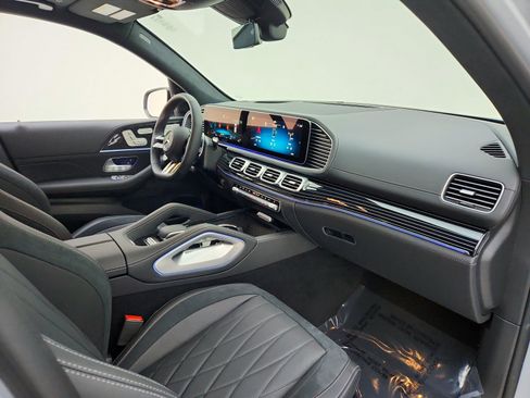 New 2026 Mercedes-Benz GLE 63 AMG S image 19