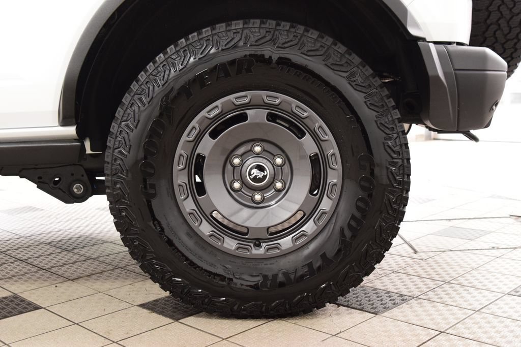 Used 2025 Ford Bronco Badlands AWD/4WD image 22
