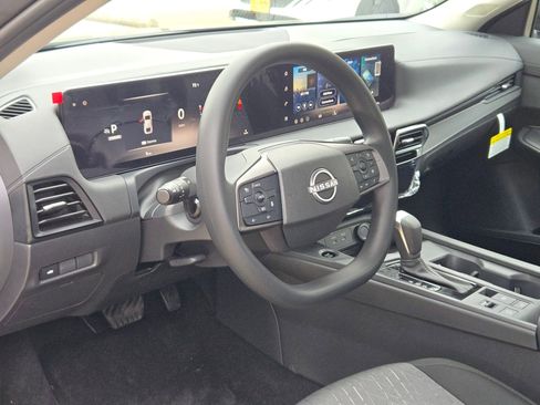 New 2026 Nissan Sentra SV w/ Floor Mat Package FWD image 10