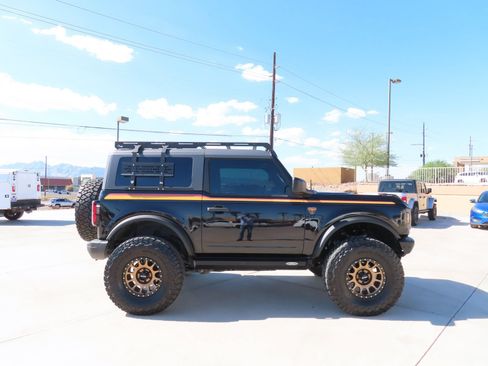 Used 2023 Ford Bronco Badlands AWD/4WD image 8