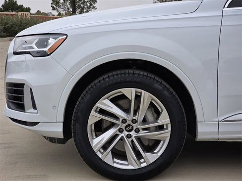 Used 2023 Audi Q7 3.0T Premium Plus w/ Premium Plus Package image 5