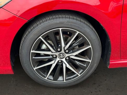 Used 2024 Toyota Camry SE image 25