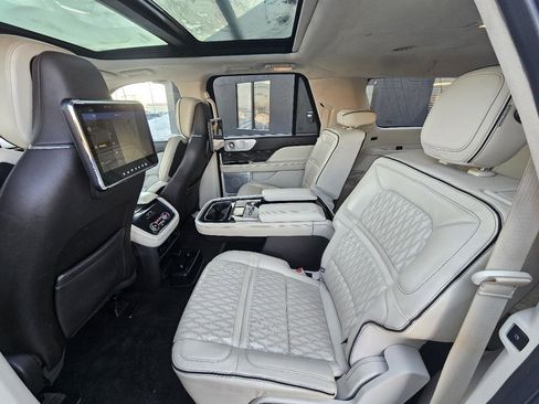 Used 2018 Lincoln Navigator L Black Label w/ Cargo Package image 65